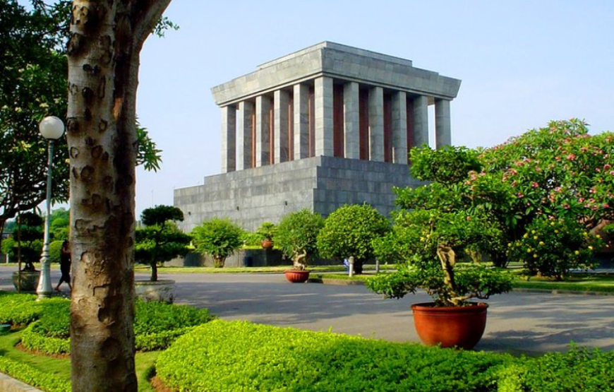 From Hanoi to Ho Chi Minh City in 10 Days